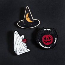 Load image into Gallery viewer, Halloween Wooden Pin - Choice of Ghost, Pumpkin or Witch&#39;s Hat